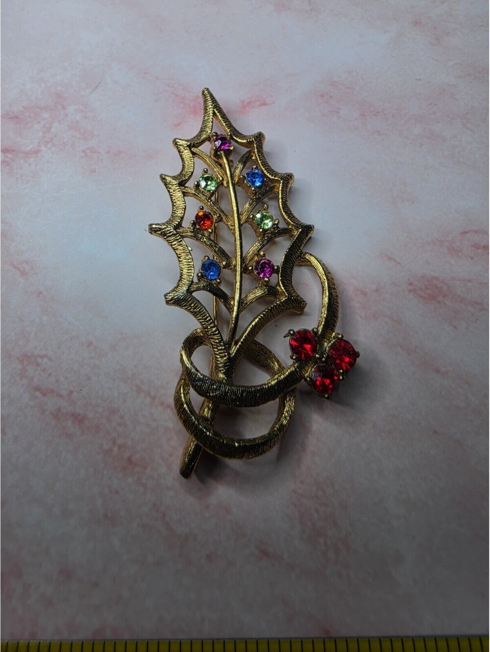 Vintage Beatrix Openwork Holly Leaf Christmas Brooch Pin